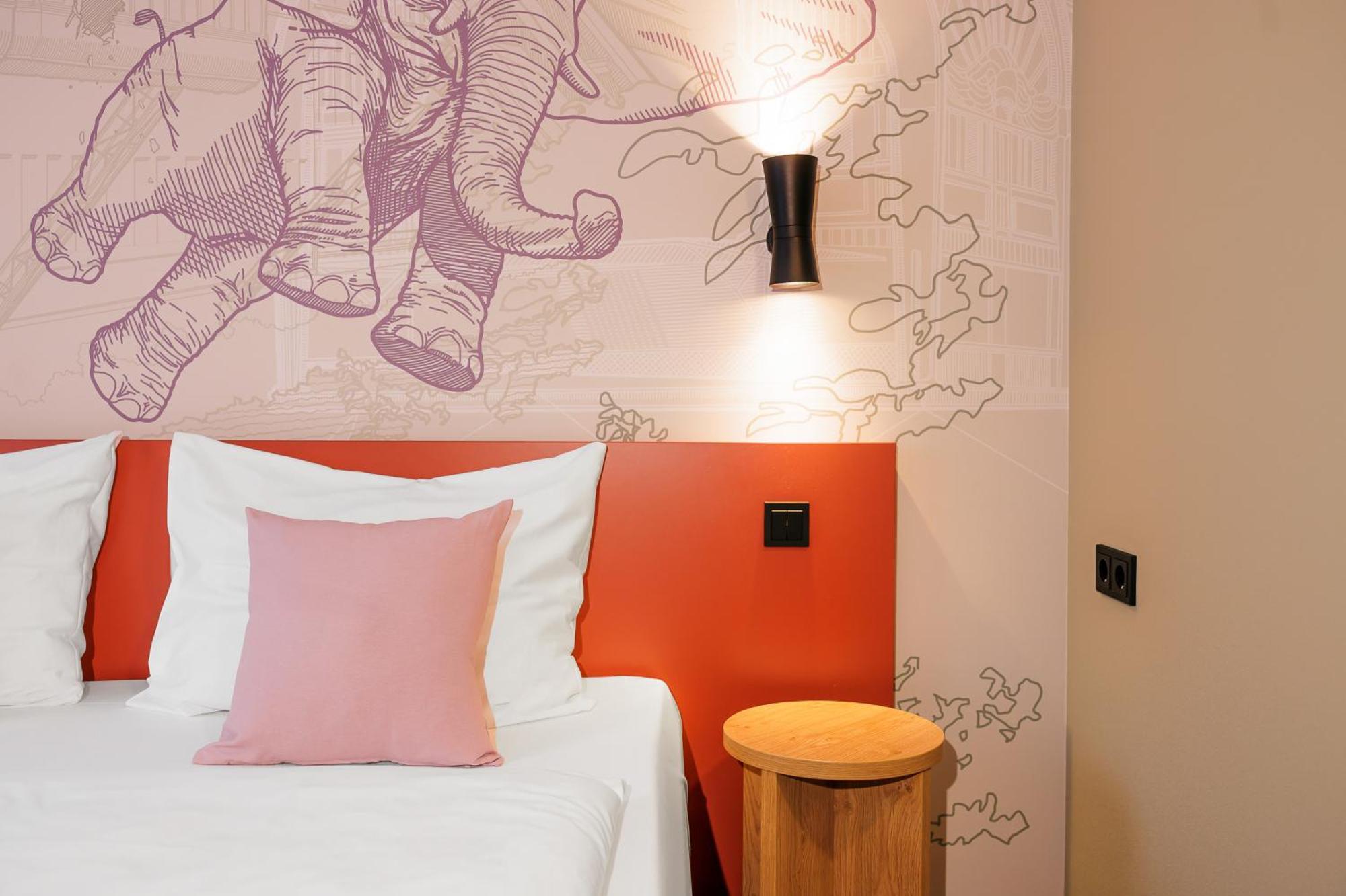 Mcdreams Hotel Wuppertal City Екстериор снимка