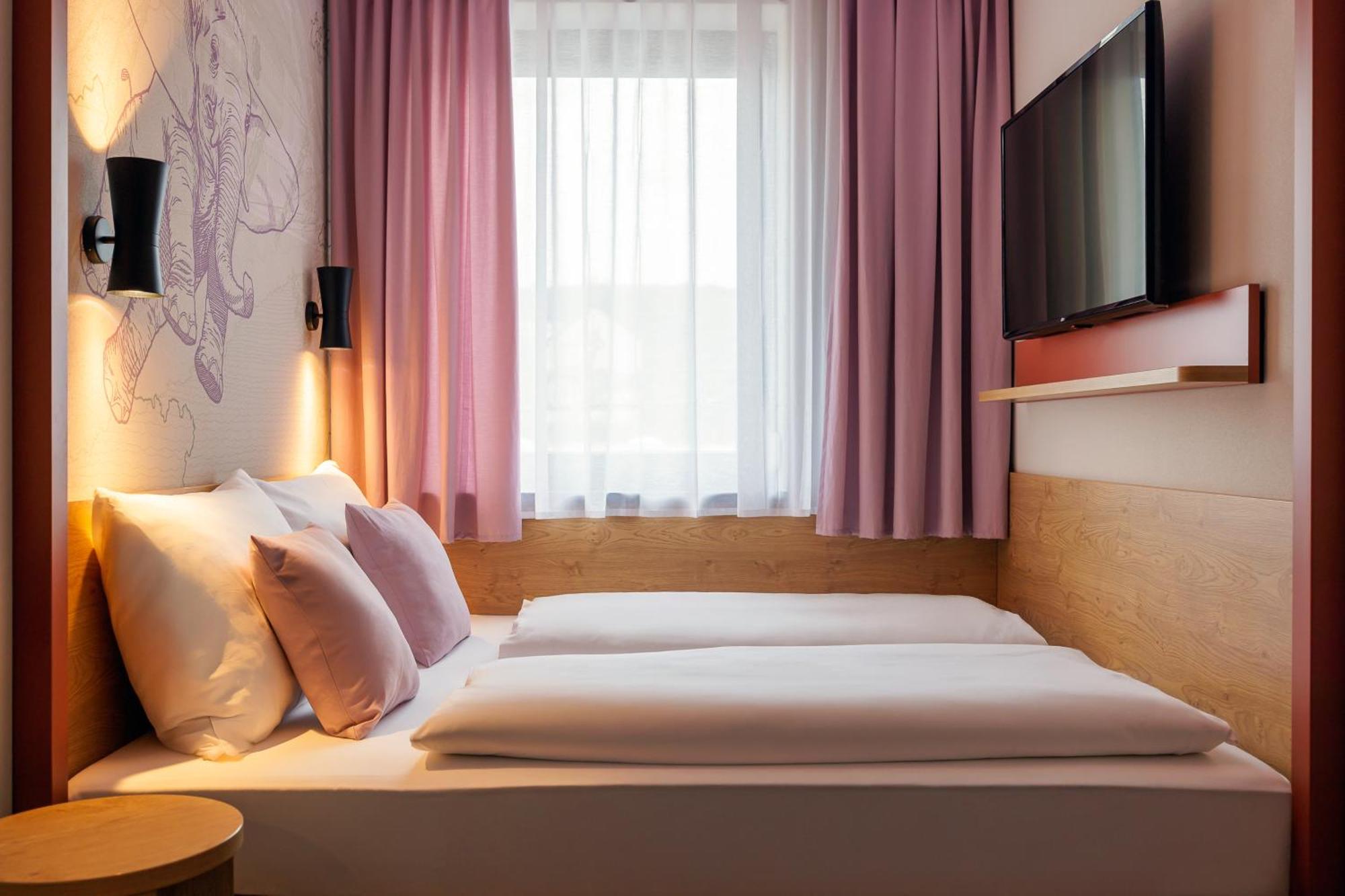 Mcdreams Hotel Wuppertal City Екстериор снимка
