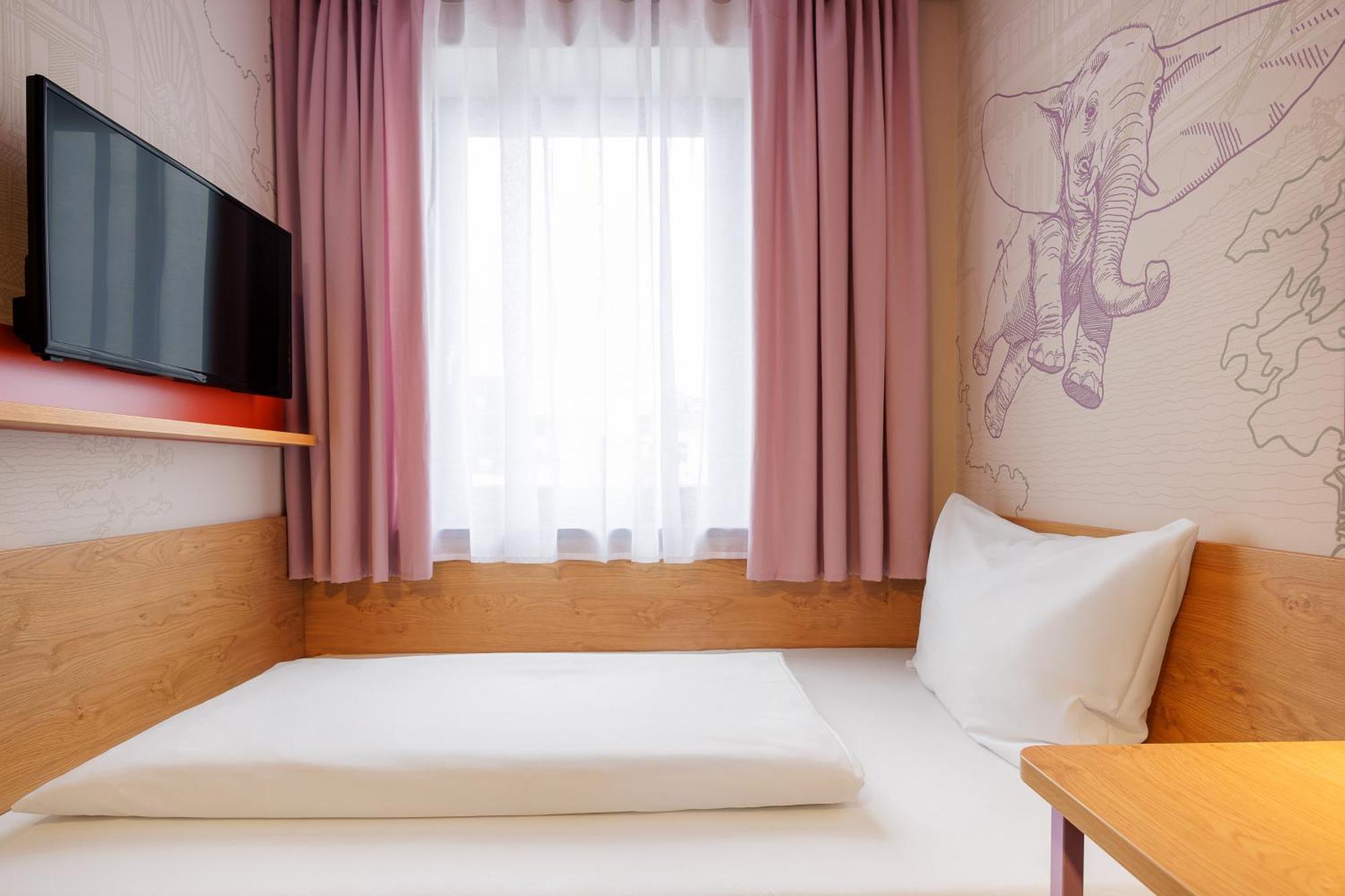 Mcdreams Hotel Wuppertal City Екстериор снимка