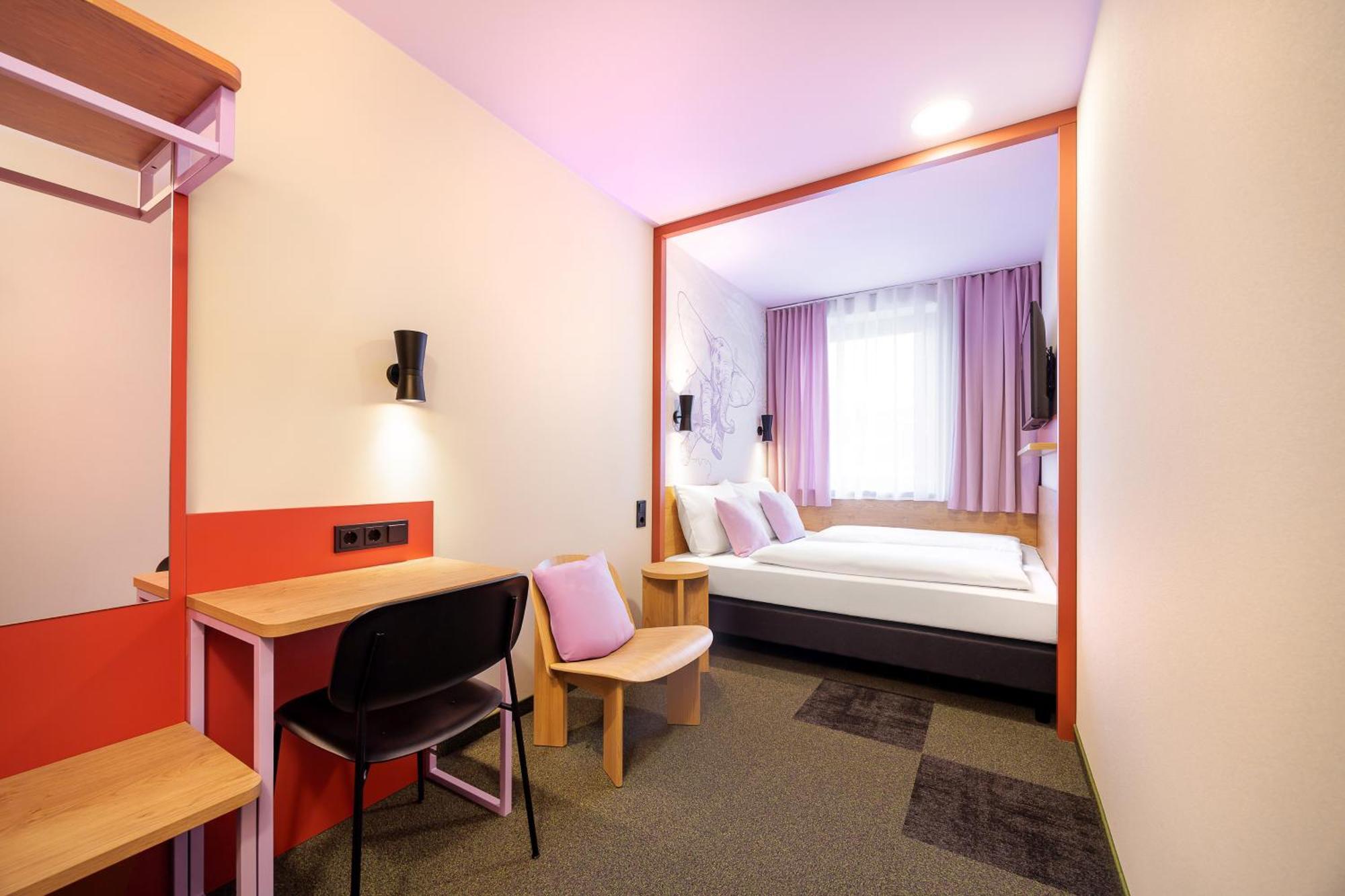 Mcdreams Hotel Wuppertal City Екстериор снимка